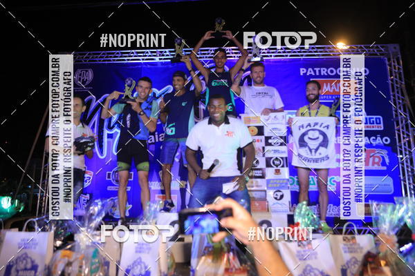 Buy your photos of the eventNight Run 5K 10K Praia Grande on Fotop