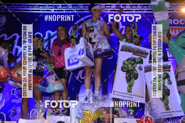 Buy your photos of the eventNight Run 5K 10K Praia Grande on Fotop