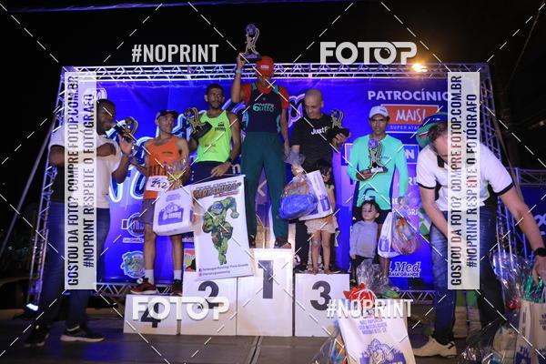 Buy your photos of the eventNight Run 5K 10K Praia Grande on Fotop
