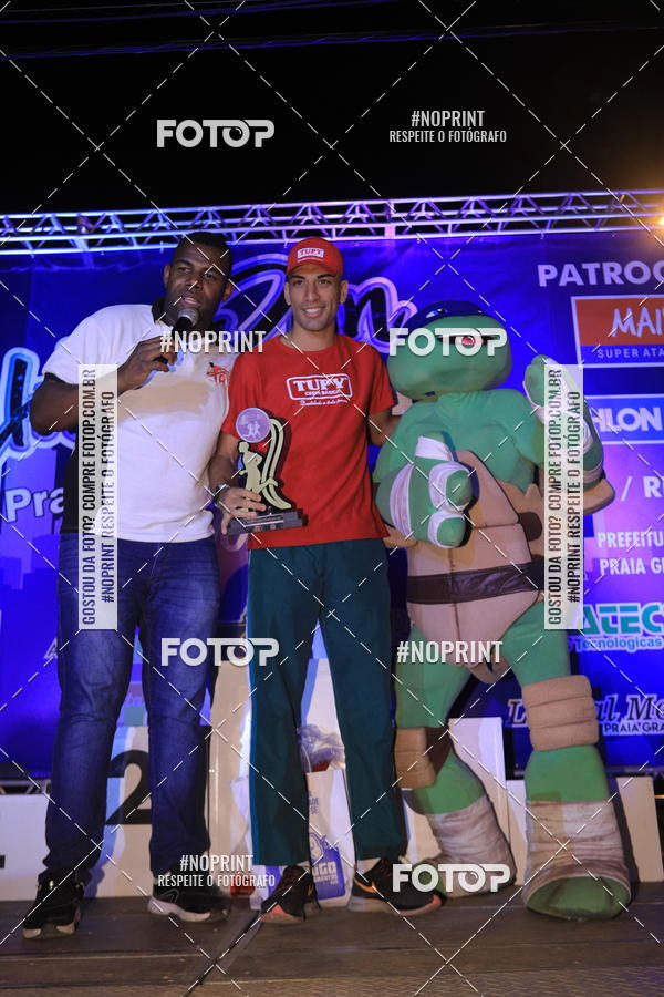 Buy your photos of the eventNight Run 5K 10K Praia Grande on Fotop