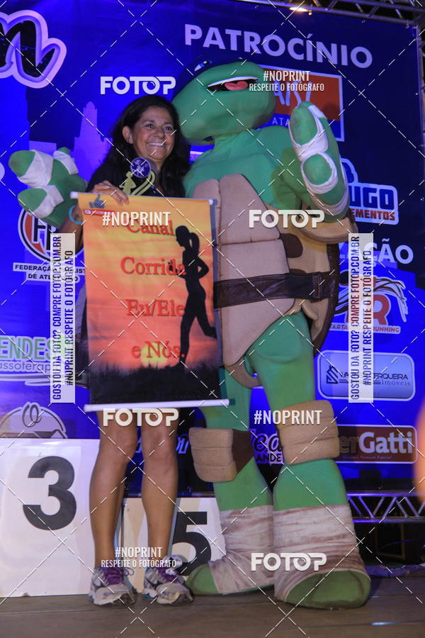 Buy your photos of the eventNight Run 5K 10K Praia Grande on Fotop