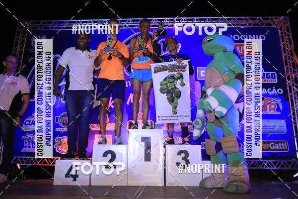 Buy your photos of the eventNight Run 5K 10K Praia Grande on Fotop