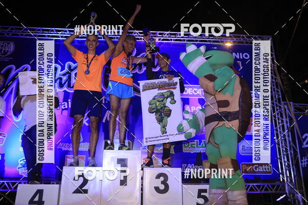 Buy your photos of the eventNight Run 5K 10K Praia Grande on Fotop