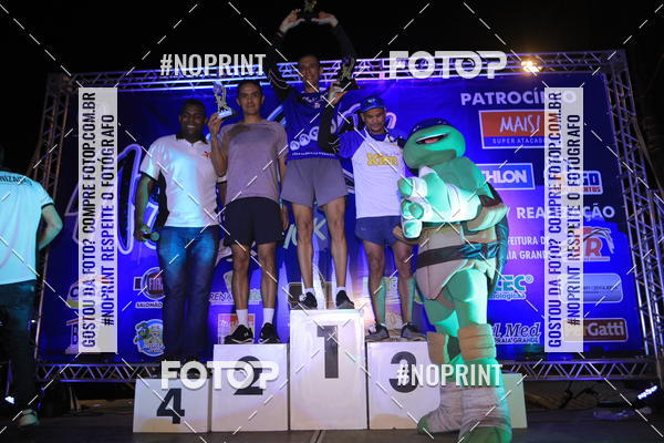 Buy your photos of the eventNight Run 5K 10K Praia Grande on Fotop