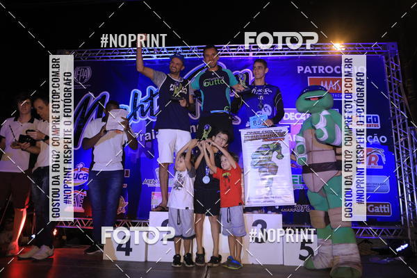 Buy your photos of the eventNight Run 5K 10K Praia Grande on Fotop