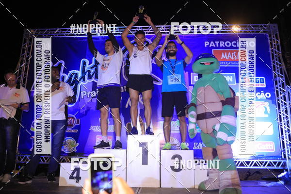 Buy your photos of the eventNight Run 5K 10K Praia Grande on Fotop