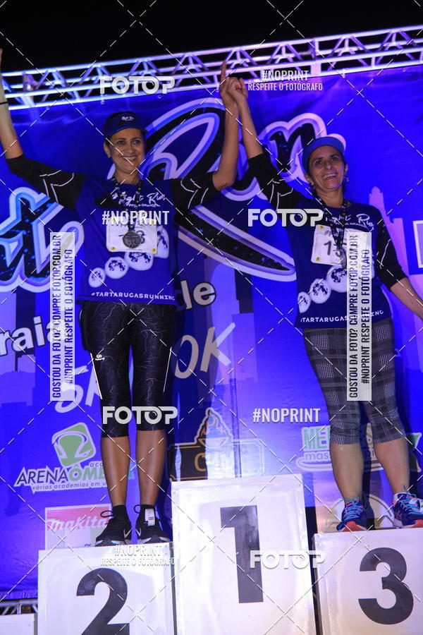 Buy your photos of the eventNight Run 5K 10K Praia Grande on Fotop