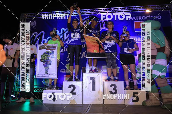 Buy your photos of the eventNight Run 5K 10K Praia Grande on Fotop