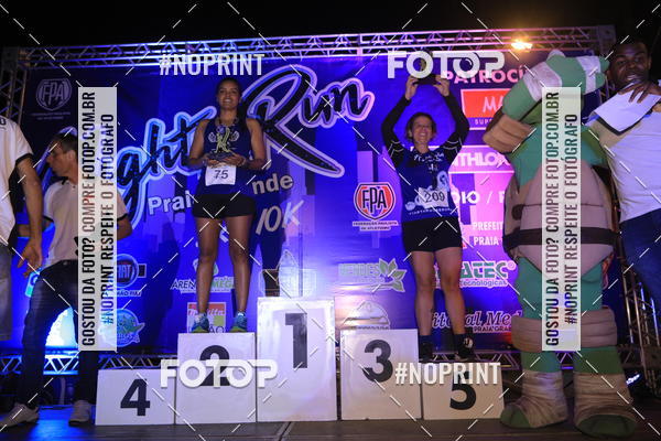 Buy your photos of the eventNight Run 5K 10K Praia Grande on Fotop