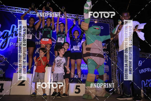 Buy your photos of the eventNight Run 5K 10K Praia Grande on Fotop
