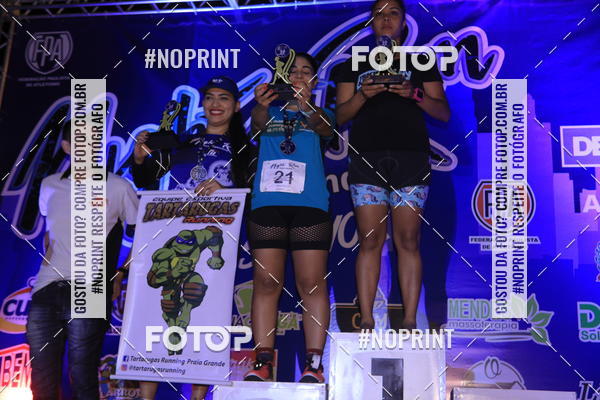 Buy your photos of the eventNight Run 5K 10K Praia Grande on Fotop