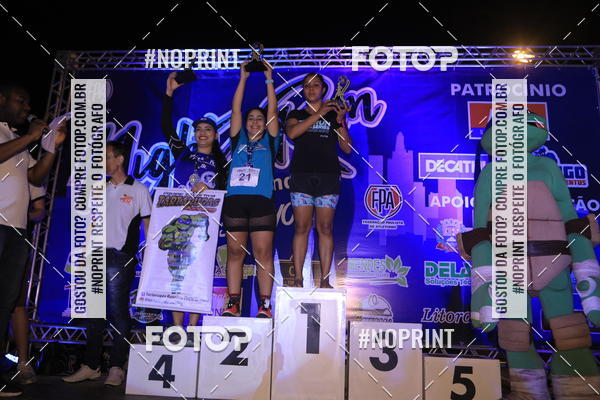 Buy your photos of the eventNight Run 5K 10K Praia Grande on Fotop