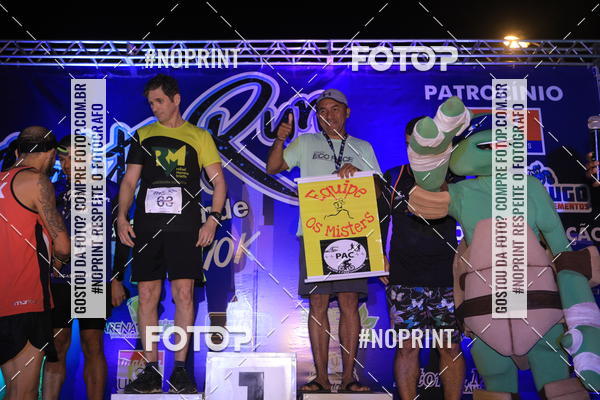 Buy your photos of the eventNight Run 5K 10K Praia Grande on Fotop