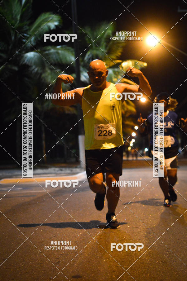 Buy your photos of the eventNight Run 5K 10K Praia Grande on Fotop