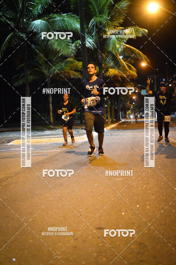 Buy your photos of the eventNight Run 5K 10K Praia Grande on Fotop