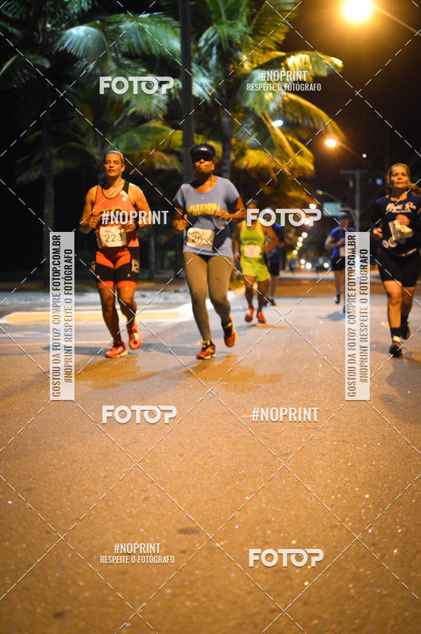 Buy your photos of the eventNight Run 5K 10K Praia Grande on Fotop