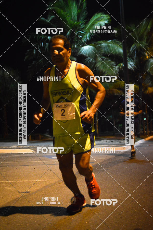 Buy your photos of the eventNight Run 5K 10K Praia Grande on Fotop