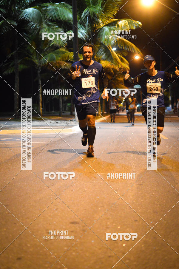 Buy your photos of the eventNight Run 5K 10K Praia Grande on Fotop