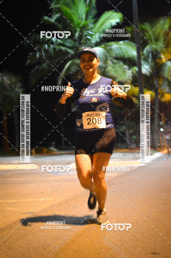 Buy your photos of the eventNight Run 5K 10K Praia Grande on Fotop
