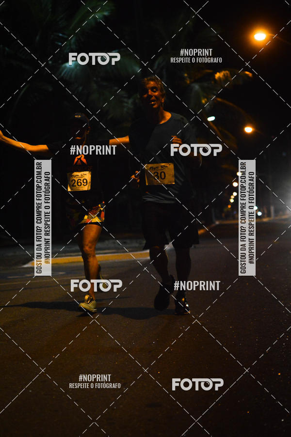 Buy your photos of the eventNight Run 5K 10K Praia Grande on Fotop