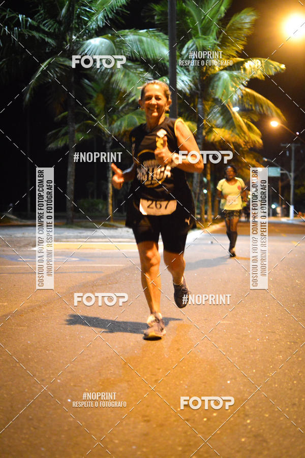 Buy your photos of the eventNight Run 5K 10K Praia Grande on Fotop