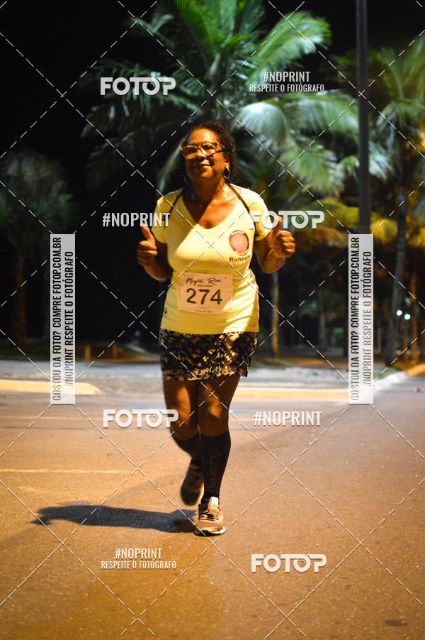 Buy your photos of the eventNight Run 5K 10K Praia Grande on Fotop