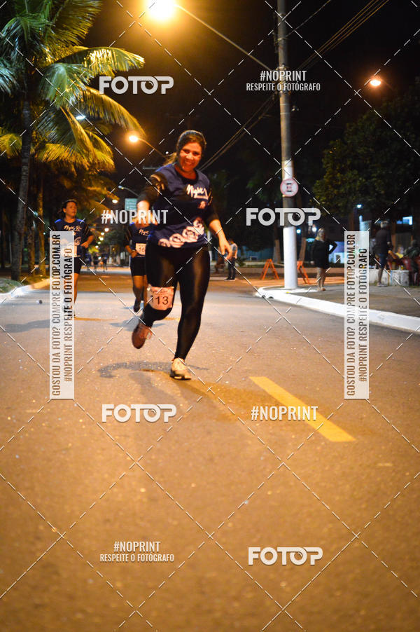 Buy your photos of the eventNight Run 5K 10K Praia Grande on Fotop
