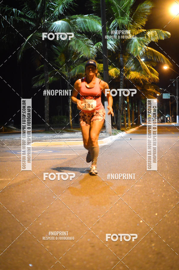 Buy your photos of the eventNight Run 5K 10K Praia Grande on Fotop
