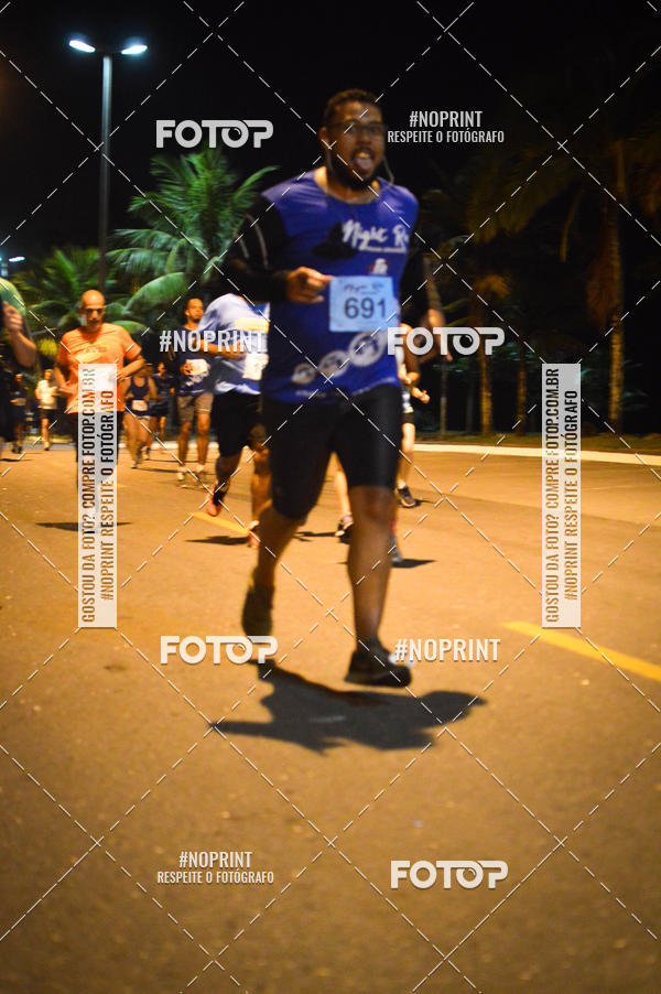 Buy your photos of the eventNight Run 5K 10K Praia Grande on Fotop