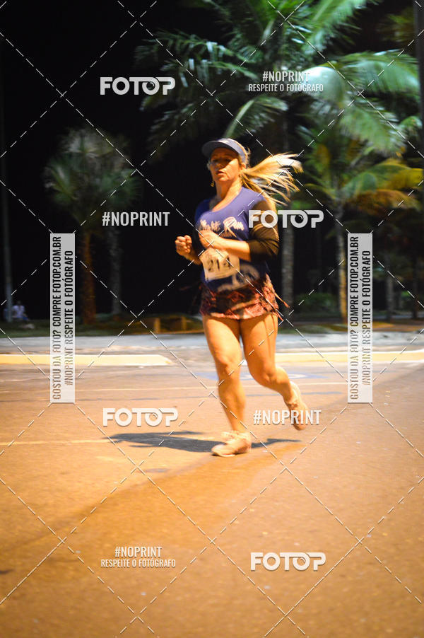 Buy your photos of the eventNight Run 5K 10K Praia Grande on Fotop