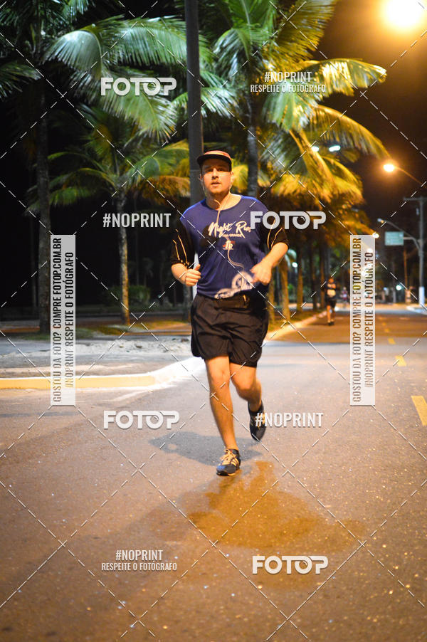 Buy your photos of the eventNight Run 5K 10K Praia Grande on Fotop