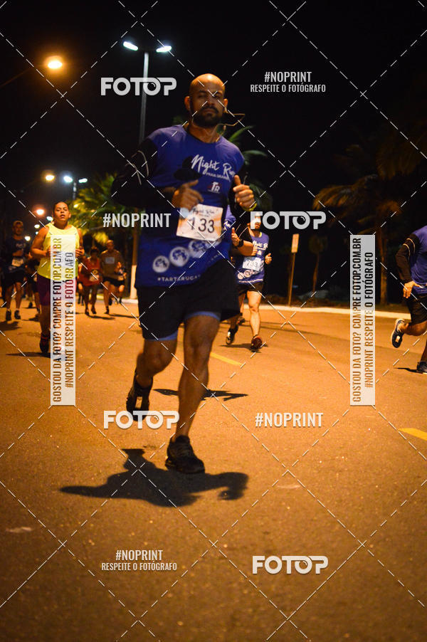 Buy your photos of the eventNight Run 5K 10K Praia Grande on Fotop