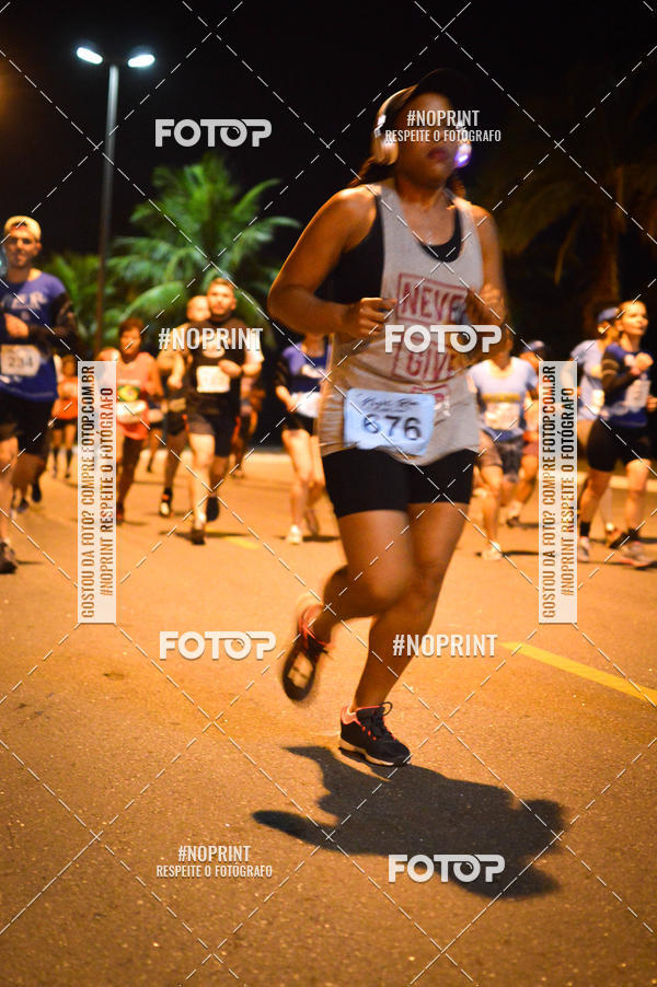 Buy your photos of the eventNight Run 5K 10K Praia Grande on Fotop