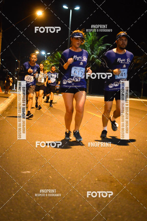 Buy your photos of the eventNight Run 5K 10K Praia Grande on Fotop