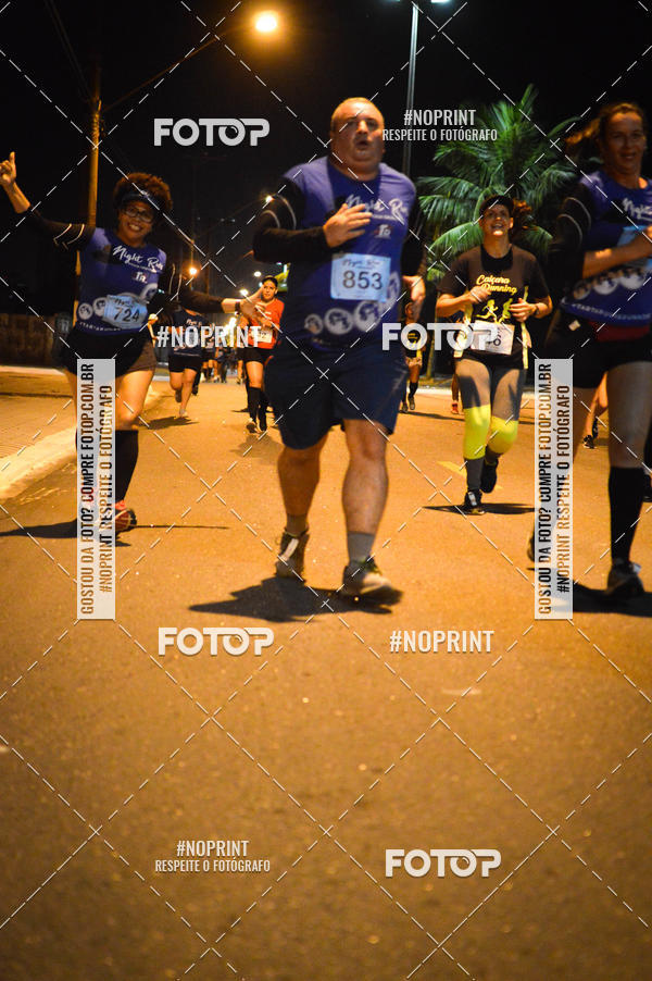 Buy your photos of the eventNight Run 5K 10K Praia Grande on Fotop