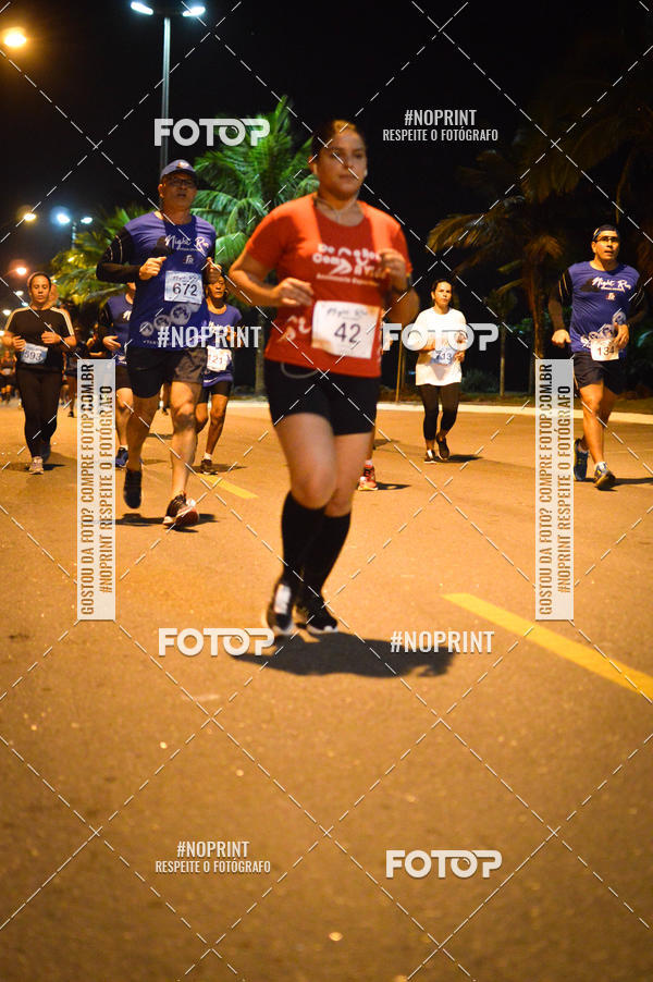 Buy your photos of the eventNight Run 5K 10K Praia Grande on Fotop