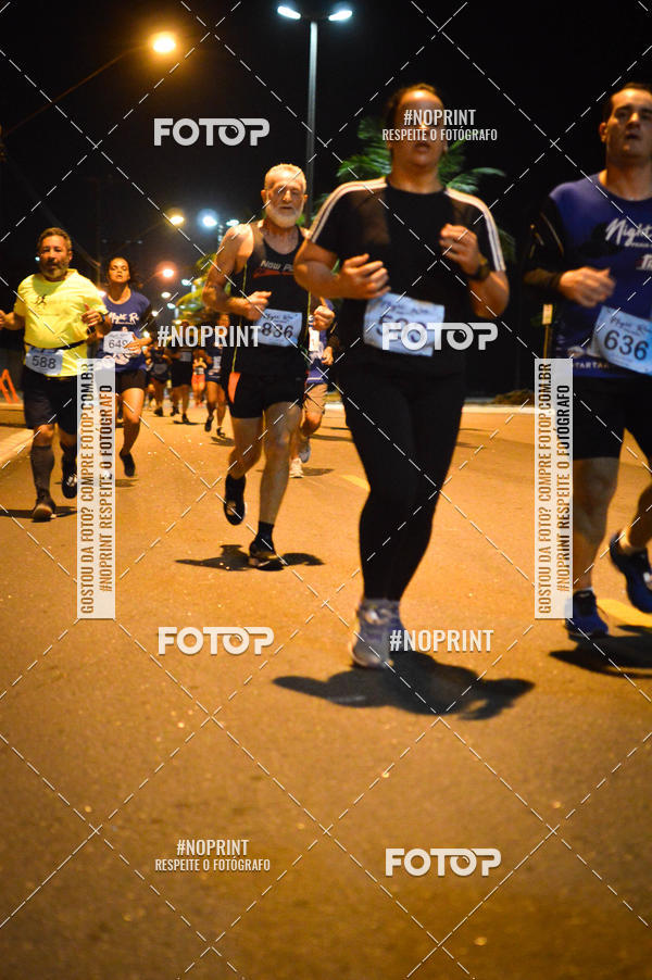 Buy your photos of the eventNight Run 5K 10K Praia Grande on Fotop
