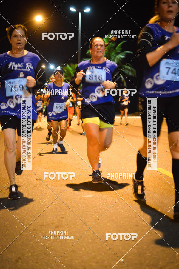 Buy your photos of the eventNight Run 5K 10K Praia Grande on Fotop