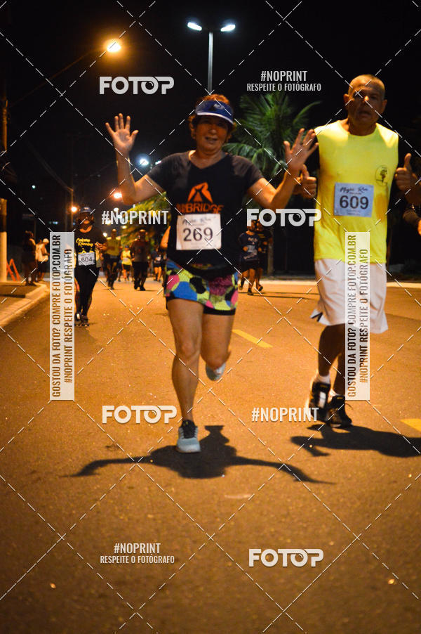 Buy your photos of the eventNight Run 5K 10K Praia Grande on Fotop