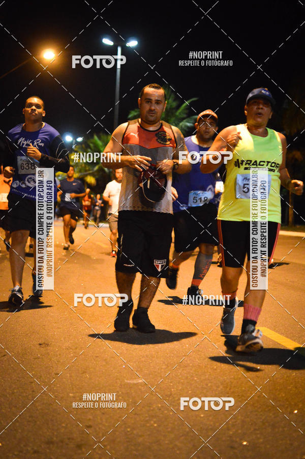 Buy your photos of the eventNight Run 5K 10K Praia Grande on Fotop