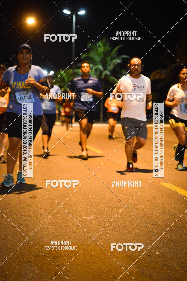 Buy your photos of the eventNight Run 5K 10K Praia Grande on Fotop