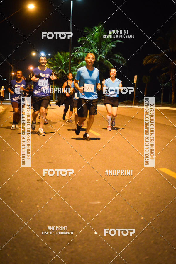 Buy your photos of the eventNight Run 5K 10K Praia Grande on Fotop