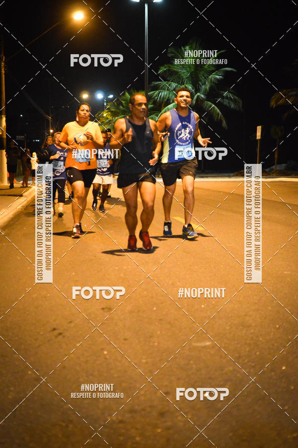 Buy your photos of the eventNight Run 5K 10K Praia Grande on Fotop