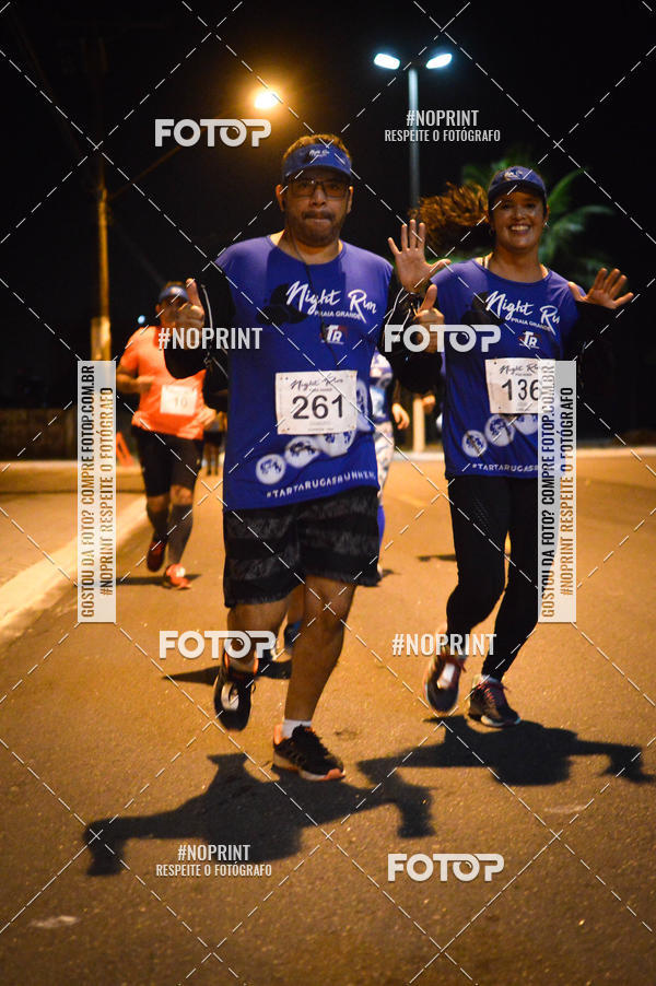 Buy your photos of the eventNight Run 5K 10K Praia Grande on Fotop