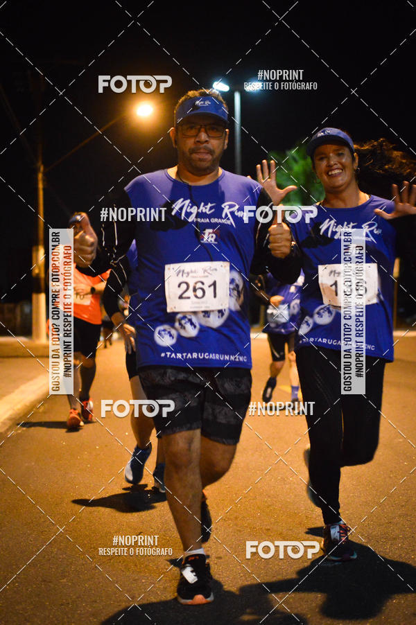 Buy your photos of the eventNight Run 5K 10K Praia Grande on Fotop