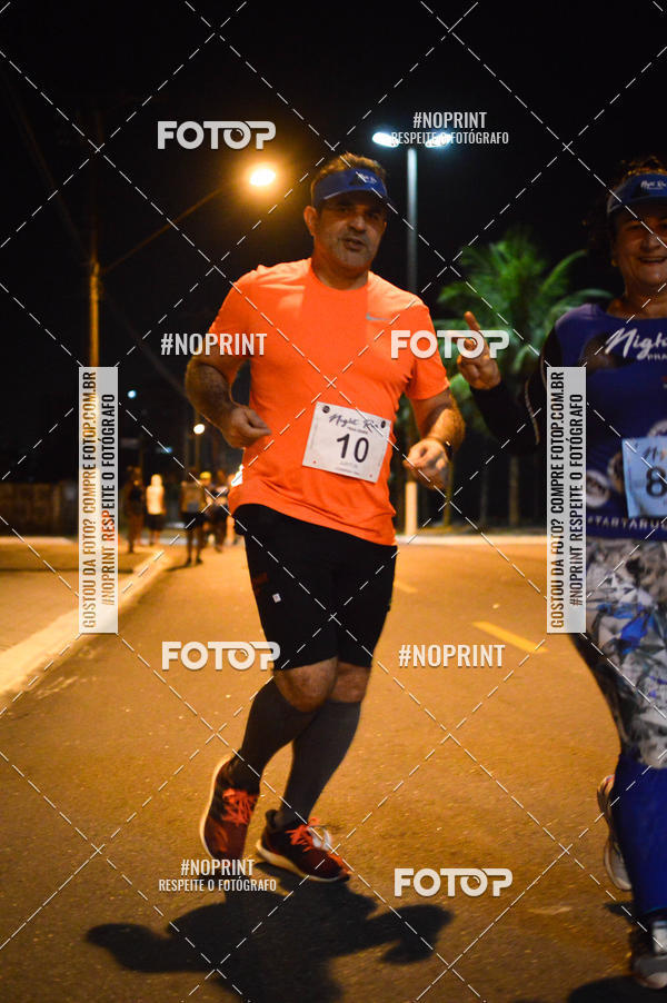 Buy your photos of the eventNight Run 5K 10K Praia Grande on Fotop