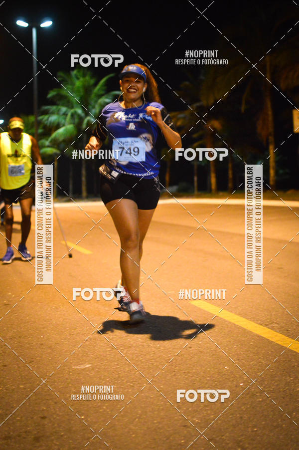 Buy your photos of the eventNight Run 5K 10K Praia Grande on Fotop