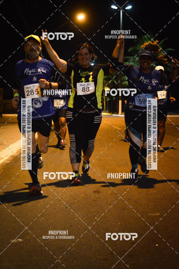 Buy your photos of the eventNight Run 5K 10K Praia Grande on Fotop