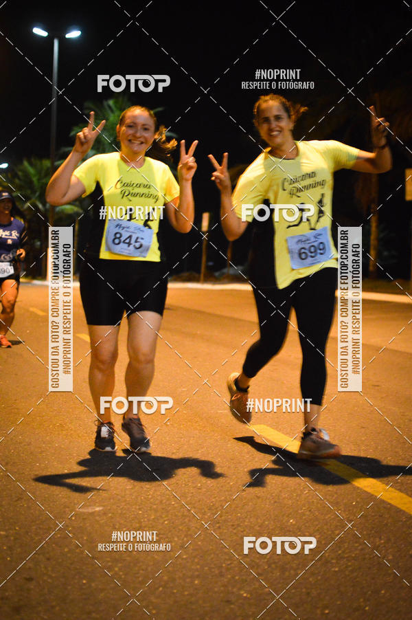 Buy your photos of the eventNight Run 5K 10K Praia Grande on Fotop
