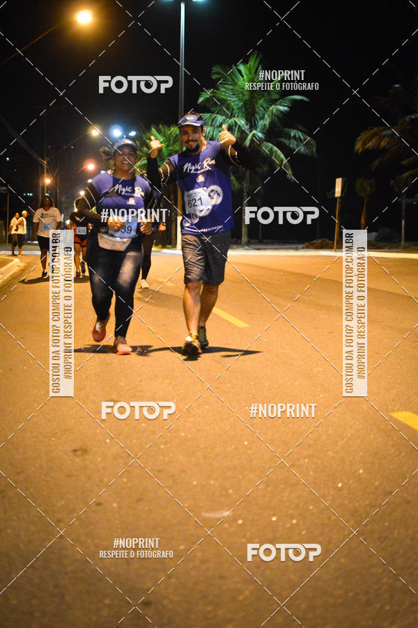 Buy your photos of the eventNight Run 5K 10K Praia Grande on Fotop